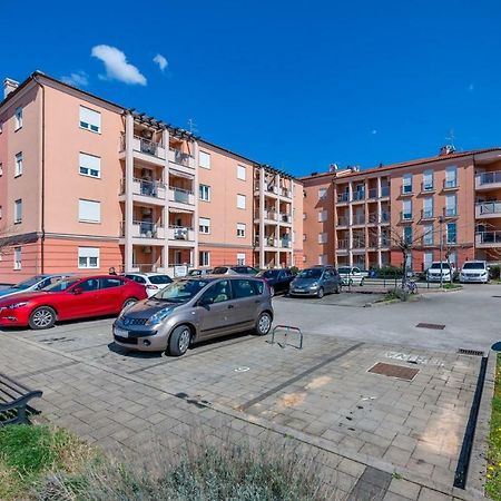 Laura House With Apartment Umag Extérieur photo