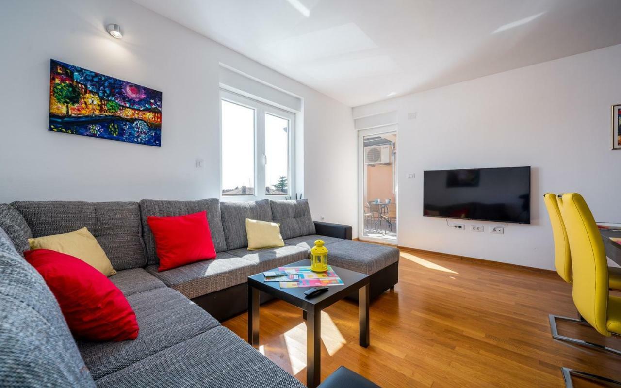 Laura House With Apartment Umag Extérieur photo